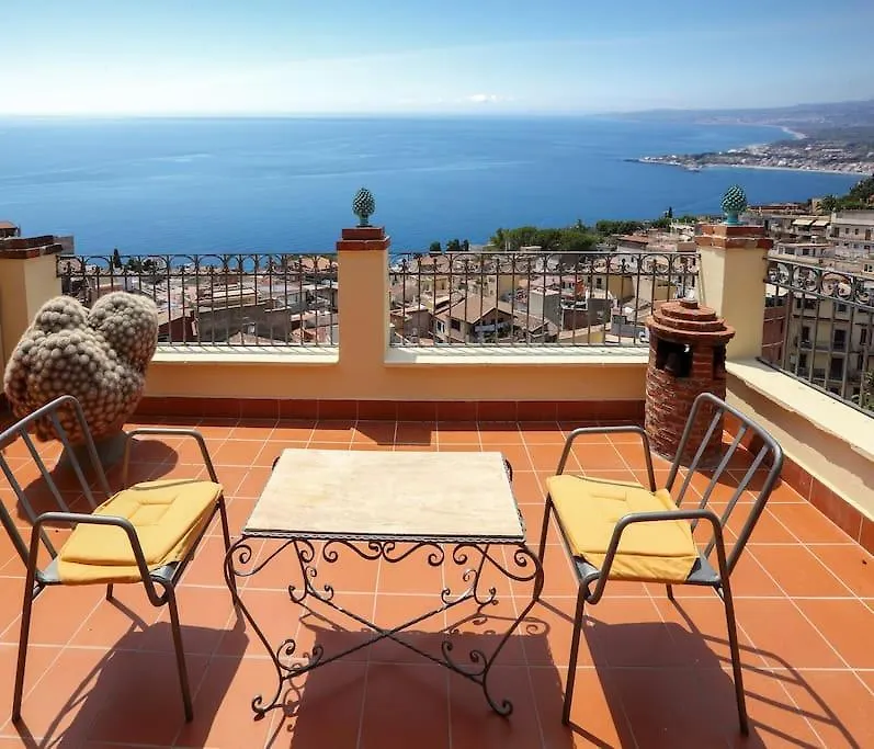 Chez Pancrazio Villa Taormina Italy