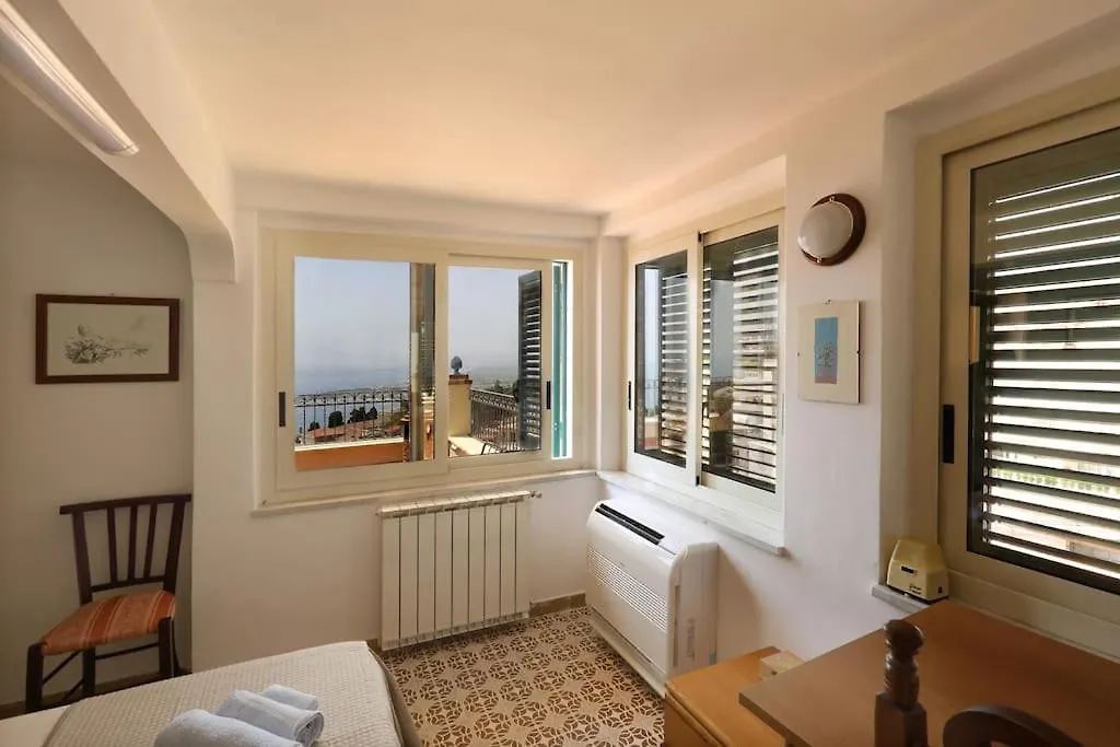 Holiday home Chez Pancrazio Villa Taormina Italy