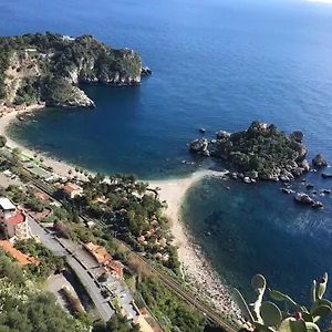 Gasthuis Porta Messina, Taormina